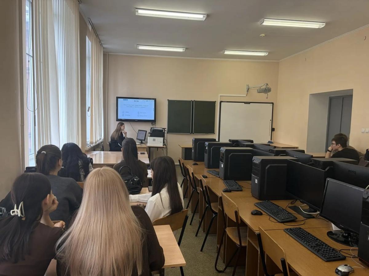 Поздравление с 8 марта от Совета обучающихся колледжа Фото 8