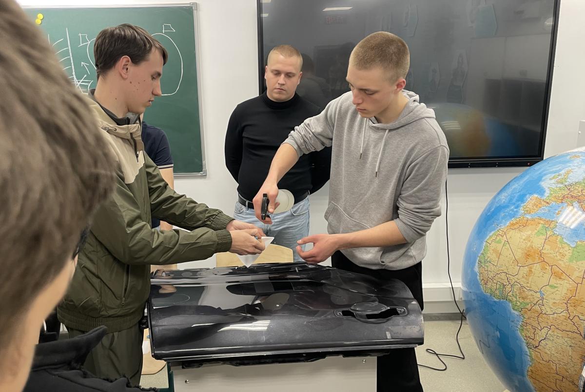 Инженерное будущее начинается здесь: Вавиловский университет вдохновил школьников в «Галактике 64» Фото 2