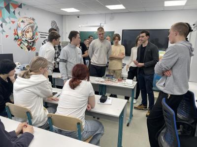 Инженерное будущее начинается здесь: Вавиловский университет вдохновил школьников в «Галактике 64»