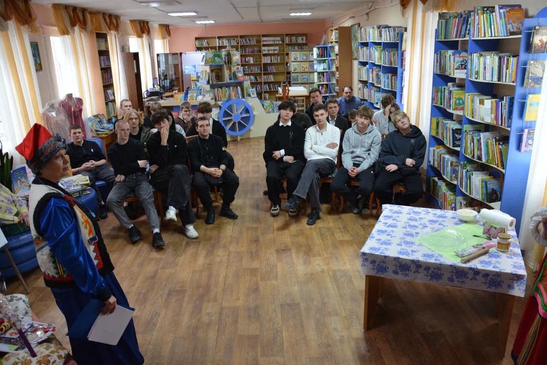 Кураторский час: путешествие в мир Гоголя и традиций Фото 5