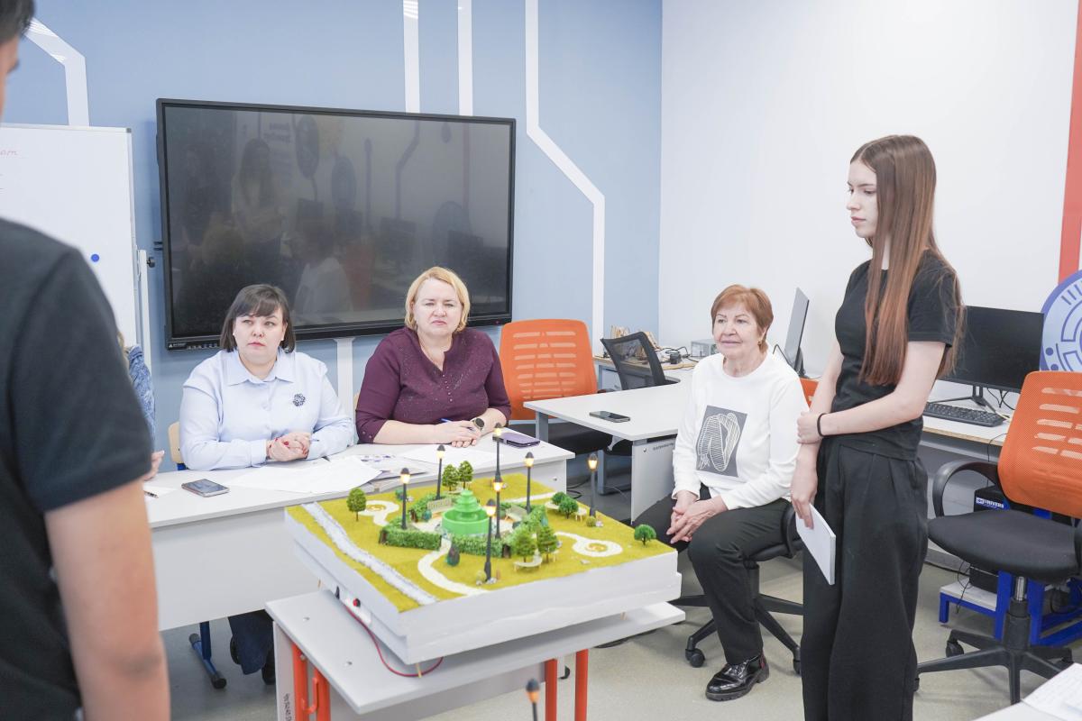 В центре «Галактика 64» завершилась профильная смена Вавиловского университета Фото 4