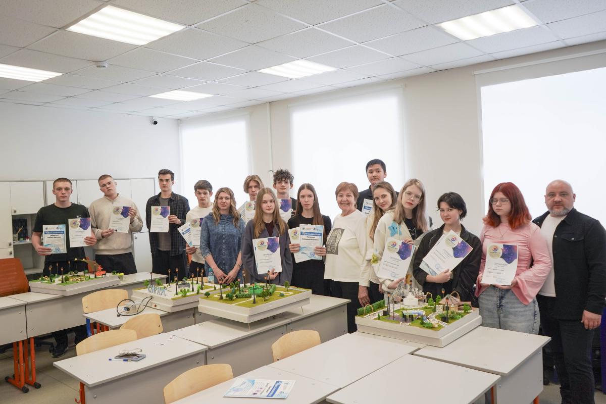 В центре «Галактика 64» завершилась профильная смена Вавиловского университета