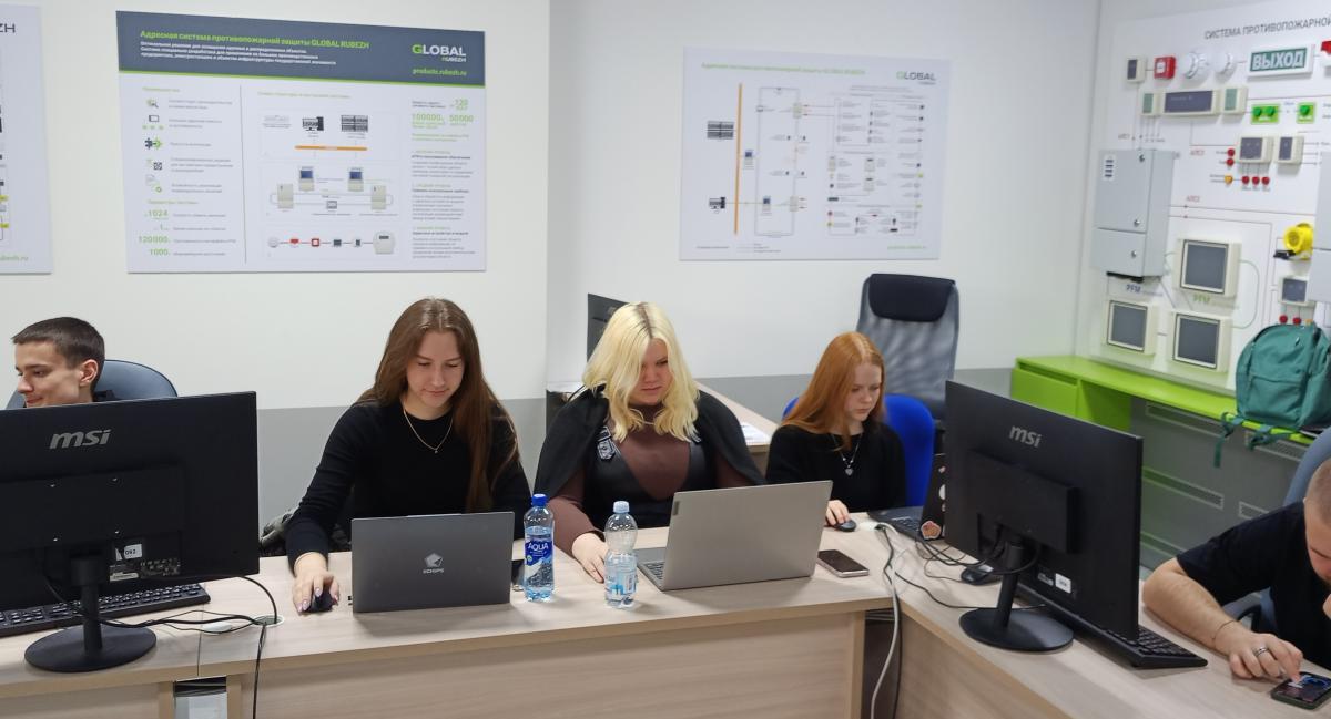 Обучение будущих проектировщиков систем противопожарной защиты в Учебном центре «РУБЕЖ» Фото 5