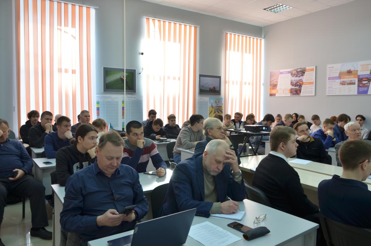 Студенческая научно-практическая конференция на кафедре "Техническое обеспечение АПК" Фото 8
