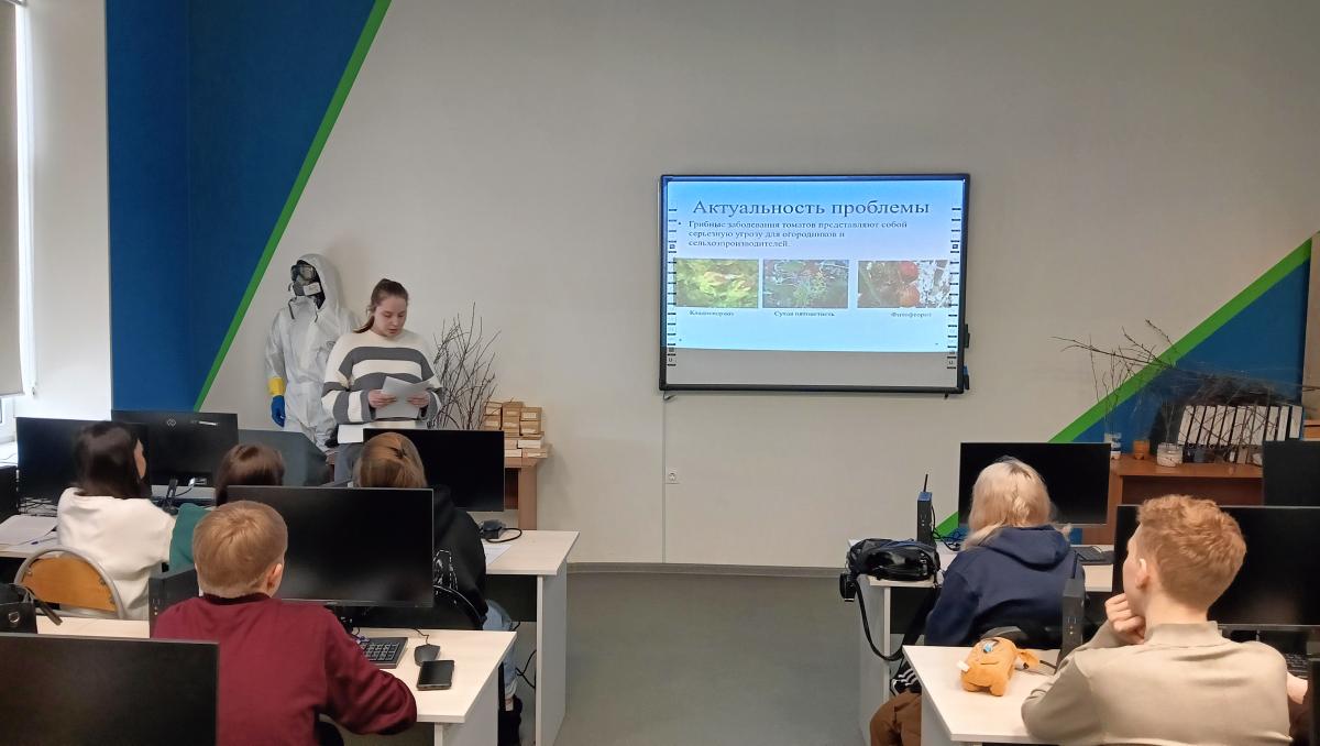 Заседание секции «Защита растений и плодоовощеводство» конференции по итогам научно-исследовательской и производственной работы студентов за 2025 год Фото 3