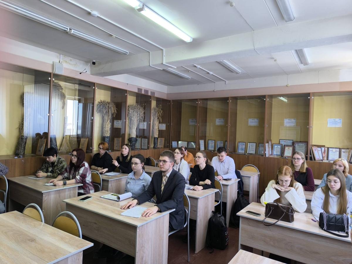 Заседание секции студенческой конференции