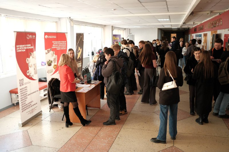 100 студентов, 9 гигантов рынка и одна цель: твое будущее Фото 9