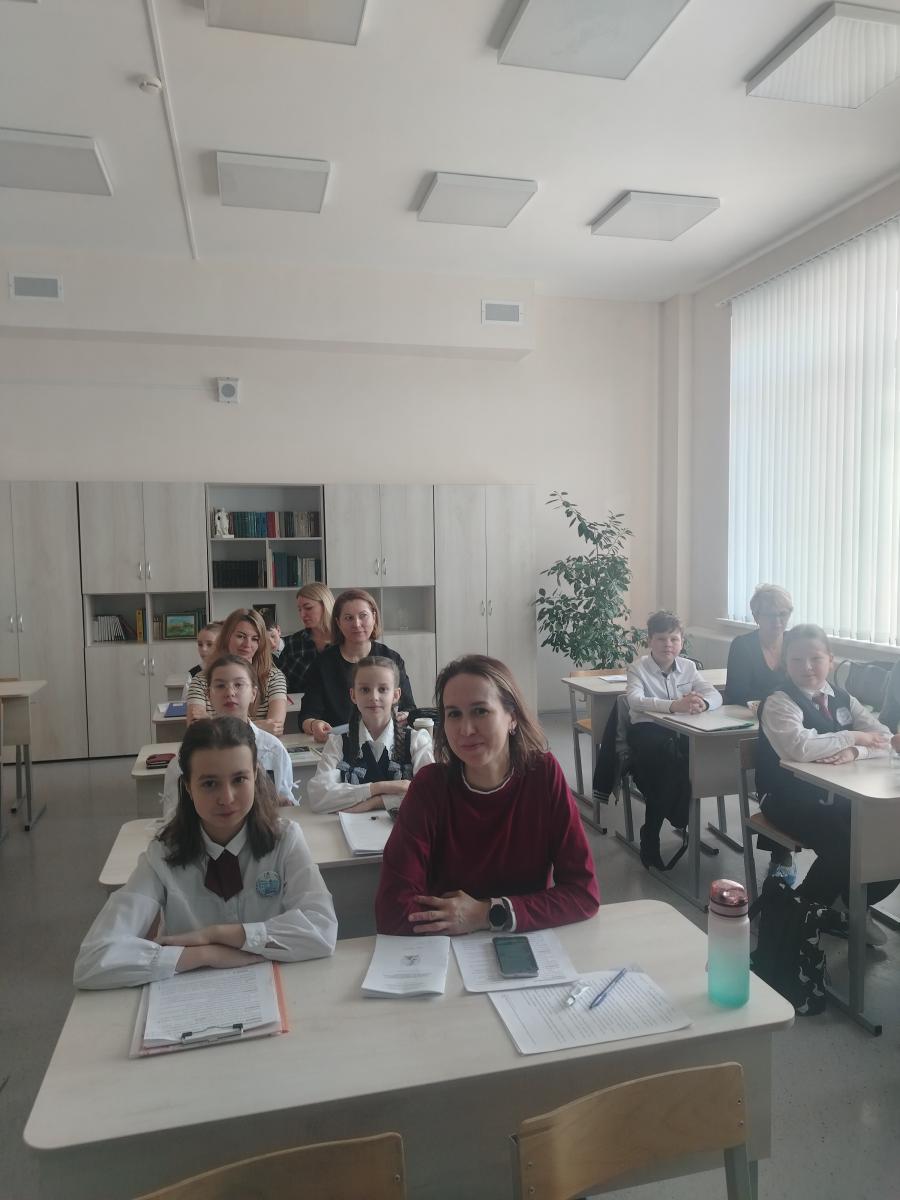 Преподаватели кафедры — эксперты на Всероссийском конкурсе юношеских исследовательских работ им. В.И. Вернадского Фото 1