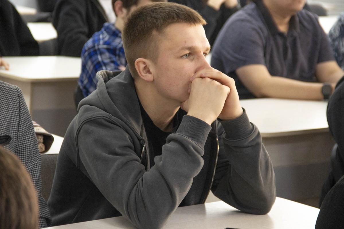 Студенты Вавиловского университета встретились с бойцами войск беспилотных систем Фото 4