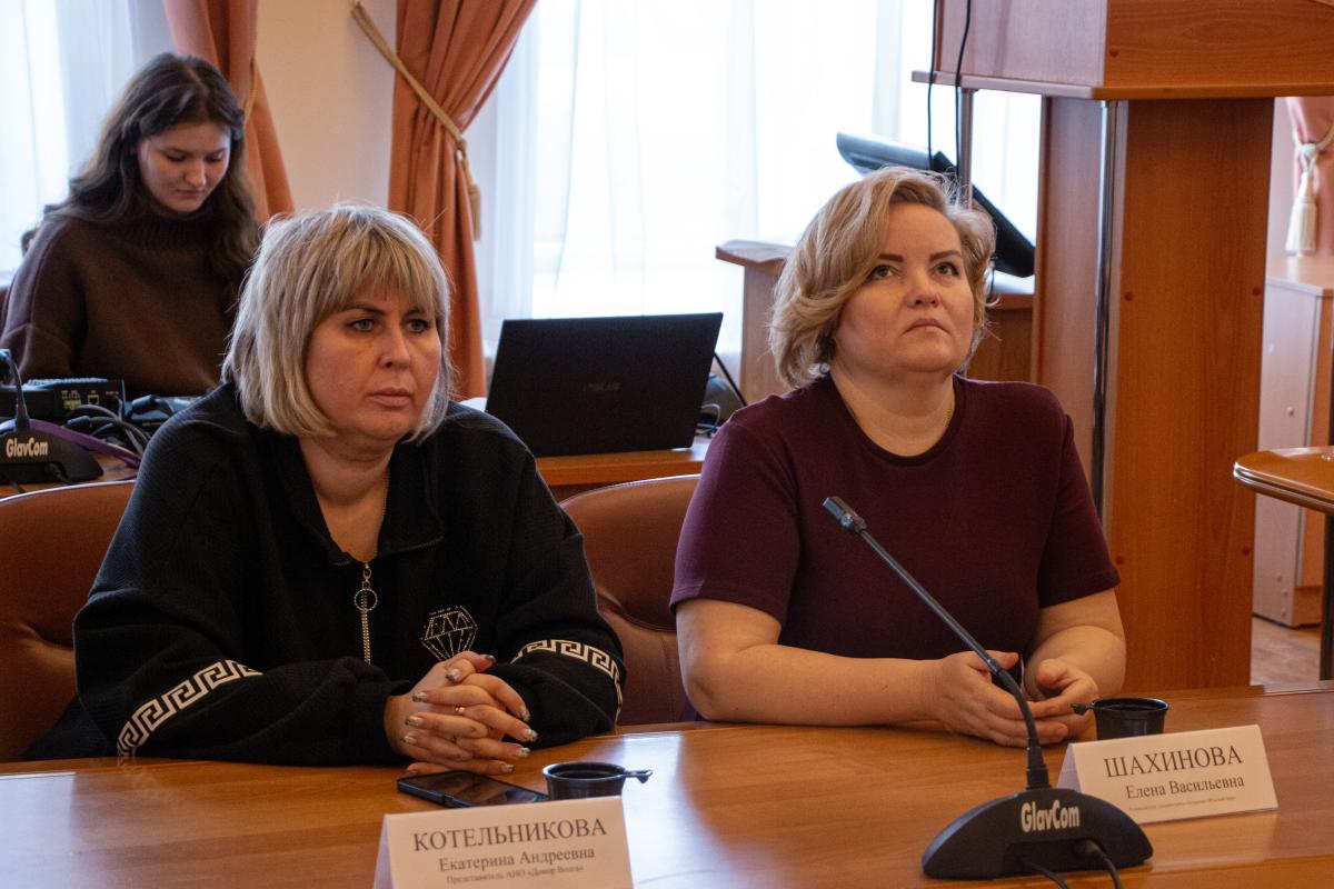 В вузе прошел круглый стол «Студенчество и семья: Поддержка, возможности, перспективы Фото 3