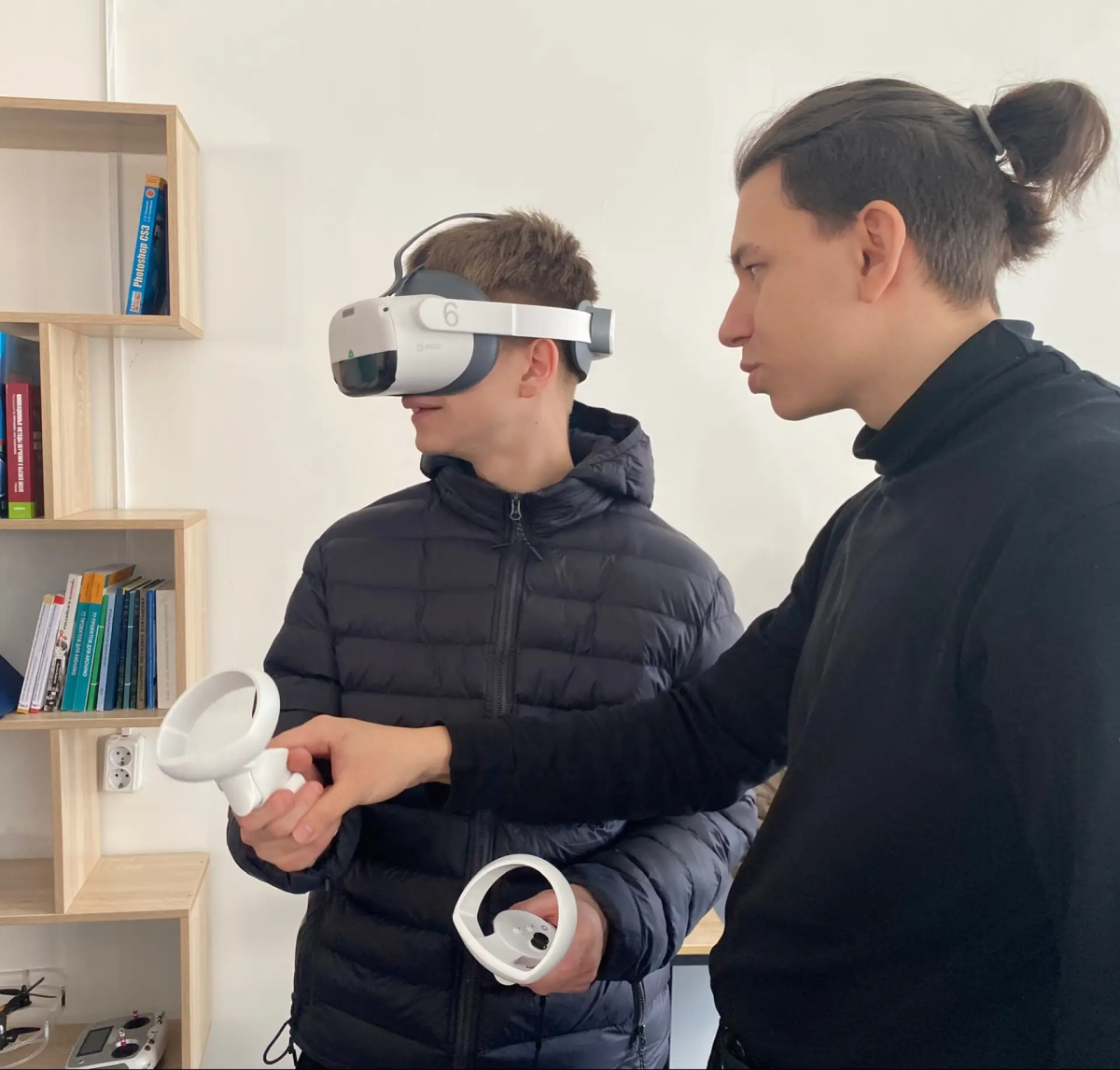 Для школьников с.Белогорное Вольского района прошла экскурсия по университету Фото 3