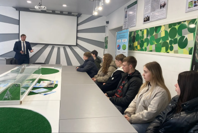 Для школьников с.Белогорное Вольского района прошла экскурсия по университету