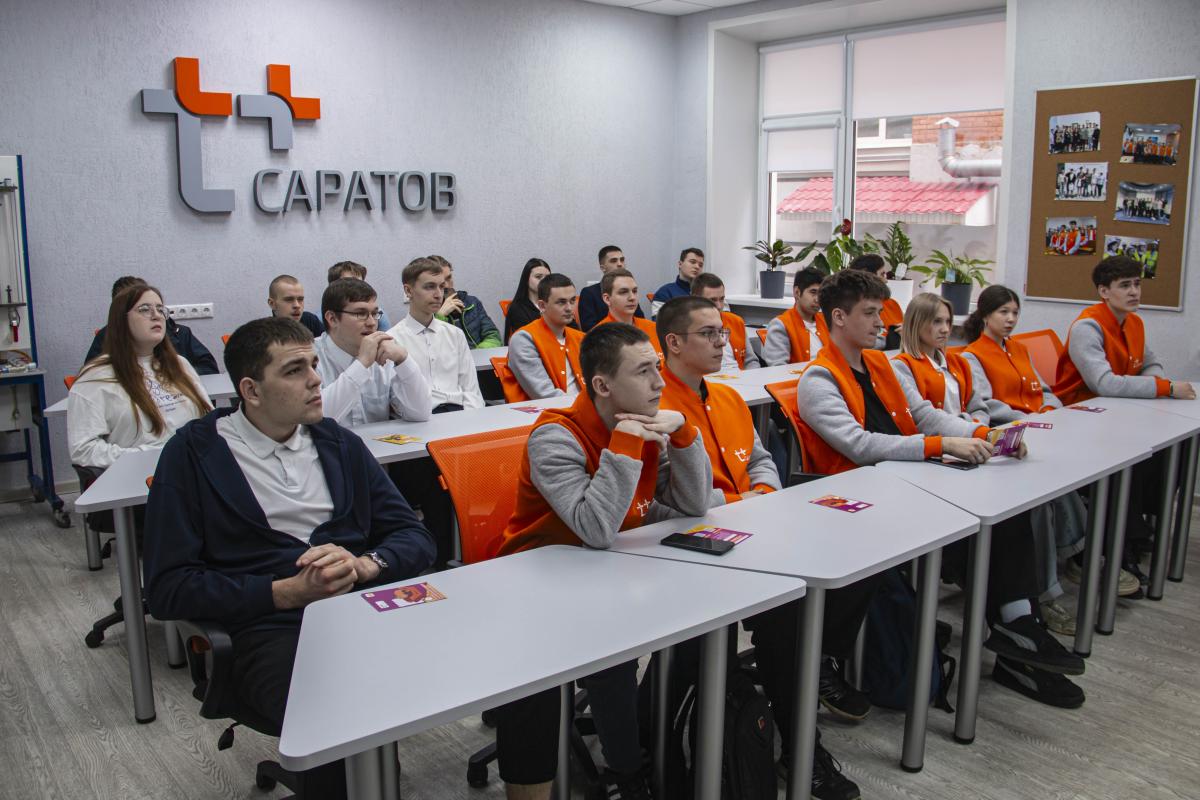 В вузе прошла масштабная встреча студентов с лидерами реального сектора экономики Фото 11