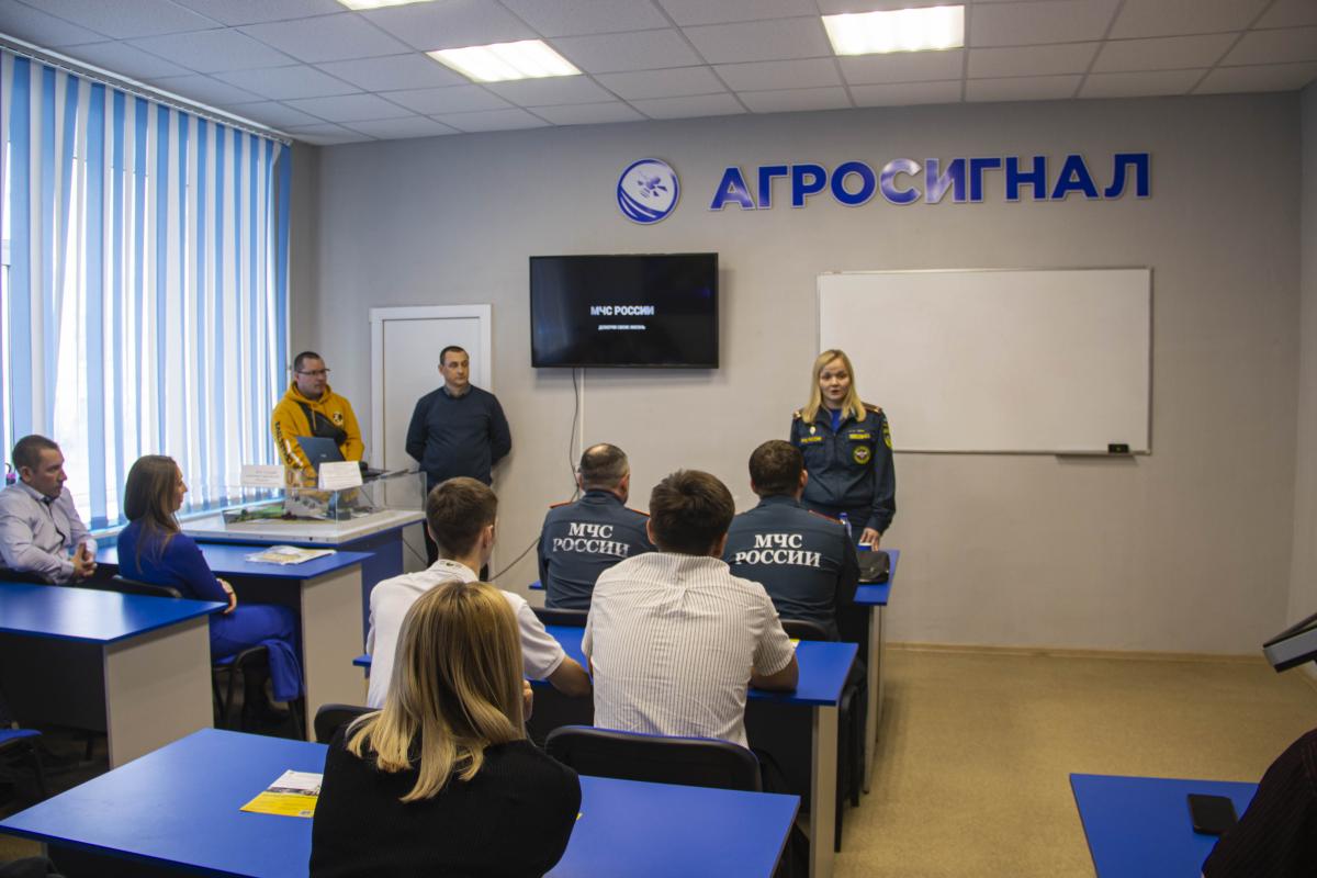 В вузе прошла масштабная встреча студентов с лидерами реального сектора экономики Фото 12