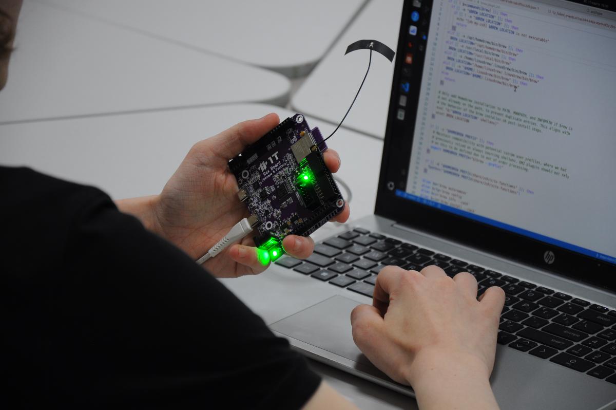 Ученые вуза разработали отечественную плату 1T Rex Board для обучения и робототехники Фото 5 Ученые вуза разработали отечественную плату 1T Rex Board для обучения и робототехники Фото 5