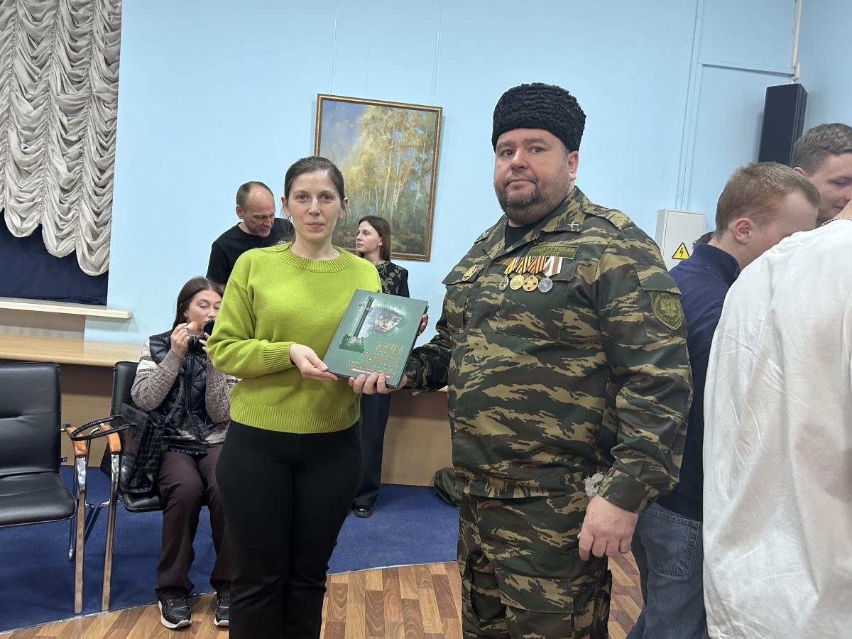 Вавиловцы встретились с участником СВО Сергеем Целихиным Фото 2 Вавиловцы встретились с участником СВО Сергеем Целихиным Фото 2