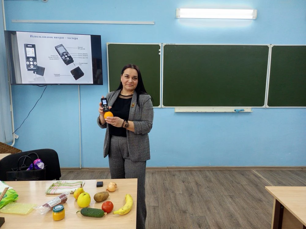 В агроклассах Пугачева прошли практические занятия по робототехнике и биологии Фото 2