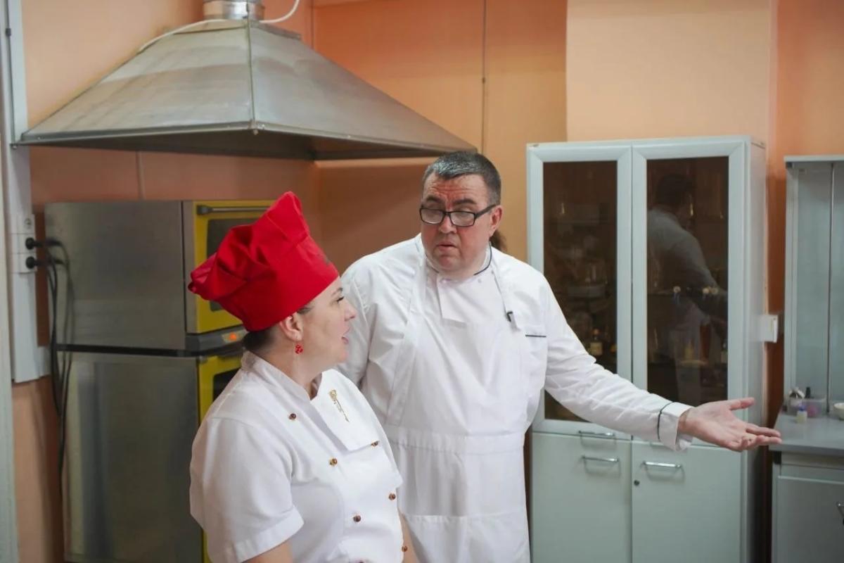 Мастер-классы от ведущих специалистов-практиков для школьников и студентов колледжей в рамках VII Международного научно-практического форума «День хлеба и соли» Фото 2 Мастер-классы от ведущих специалистов-практиков для школьников и студентов колледжей в рамках VII Международного научно-практического форума «День хлеба и соли» Фото 2