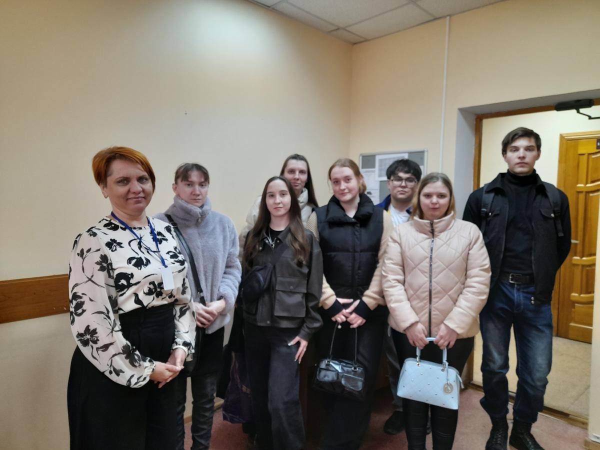 Будущие технологи посетили с экскурсией Саратовскую кондитерскую фабрику Фото 3