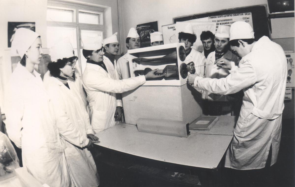 К юбилею ученого: Профессор Александр Мефодьевич Семиволос Фото 1