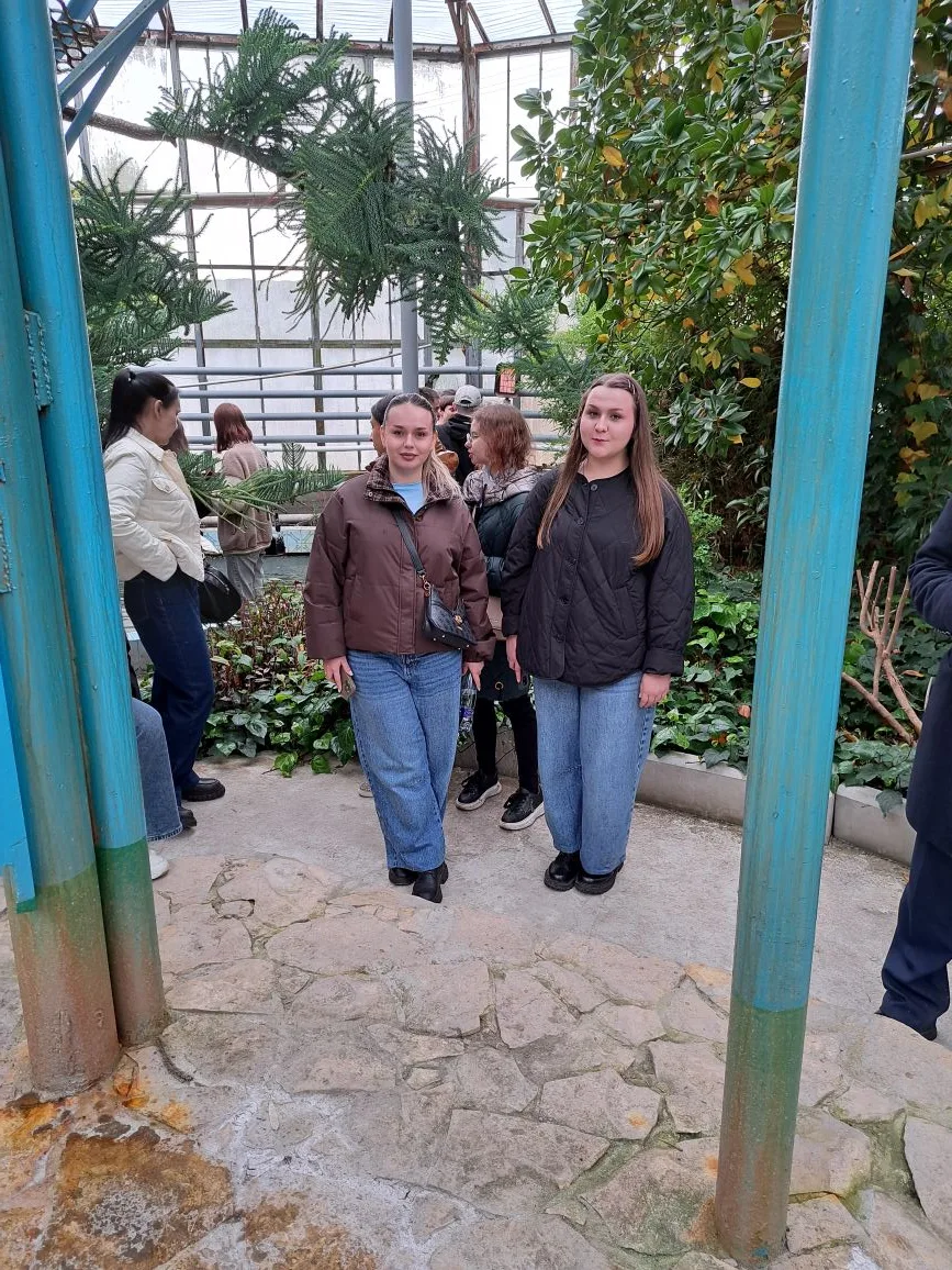Сотрудники и студенты кафедры «Гидромелиорация, природообустройство и строительство в АПК» посетили с экскурсией УНУ «Фитотронно-тепличный интеллектуальный комплекс» Фото 4 Сотрудники и студенты кафедры «Гидромелиорация, природообустройство и строительство в АПК» посетили с экскурсией УНУ «Фитотронно-тепличный интеллектуальный комплекс» Фото 4