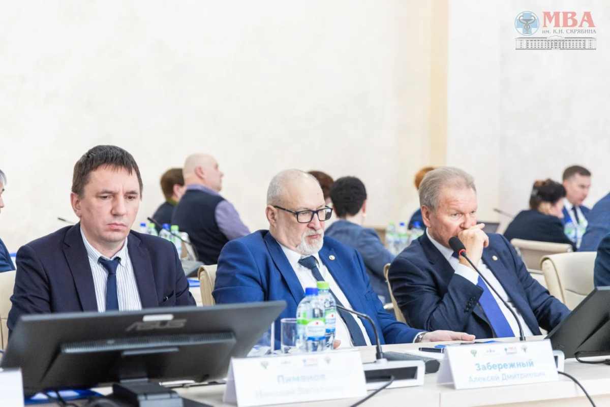 Директор института ветеринарной медицины и фармации награждена почётной грамотой ВАК Фото 4