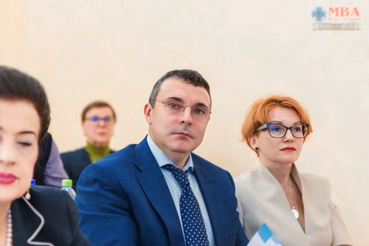 Директор института ветеринарной медицины и фармации награждена почётной грамотой ВАК Фото 5