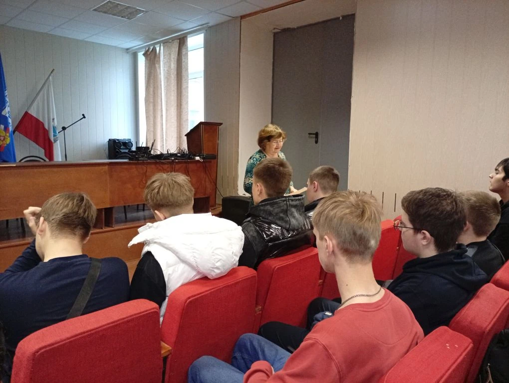 Будущее без вредных привычек: студенты Вавиловского университета обсудили здоровье с врачом-педиатром Фото 2