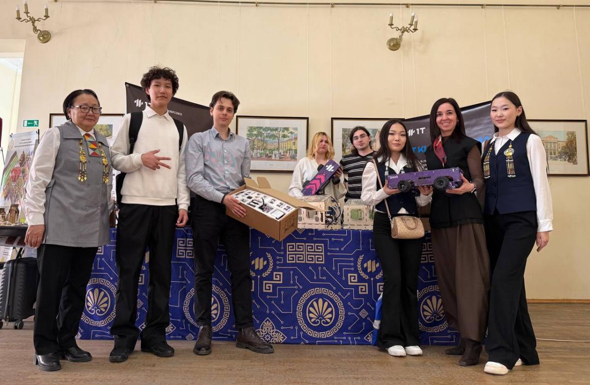 Магистр Вавиловского университета представил решения «1Т» на Макаренковском форуме в Санкт-Петербурге