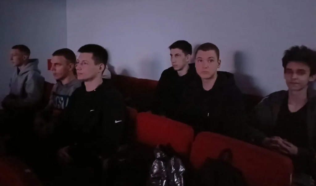 Студенты филиала просмотрели фильм «Малыш» Фото 2 Студенты филиала просмотрели фильм «Малыш» Фото 2