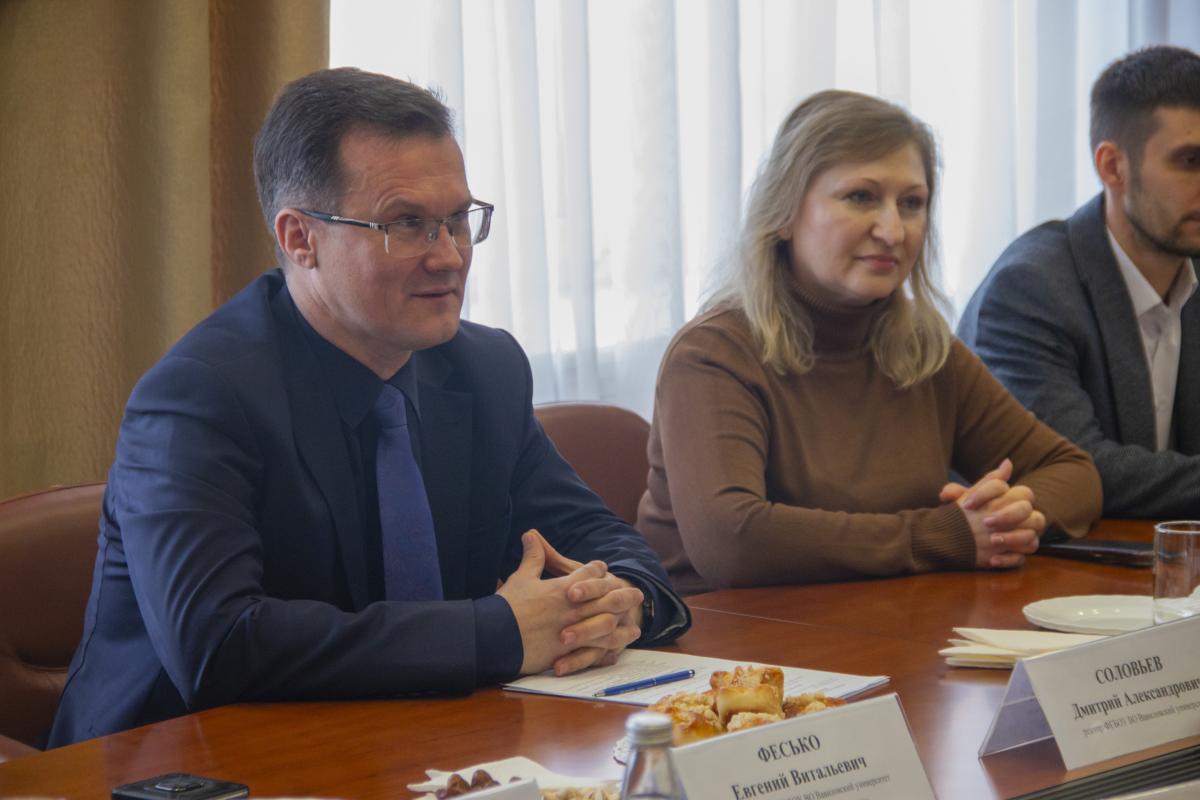 Делегация Западно-Казахстанской области оценила потенциал сотрудничества с Вавиловским университетом Фото 9 Делегация Западно-Казахстанской области оценила потенциал сотрудничества с Вавиловским университетом Фото 9