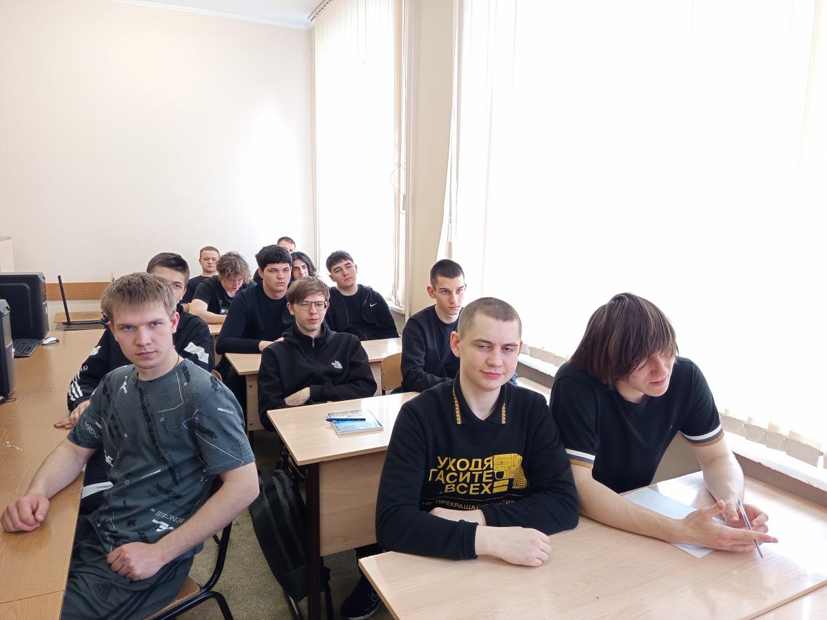 Информационная беседа «65 лет триумфа. 80 лет космической отрасли»