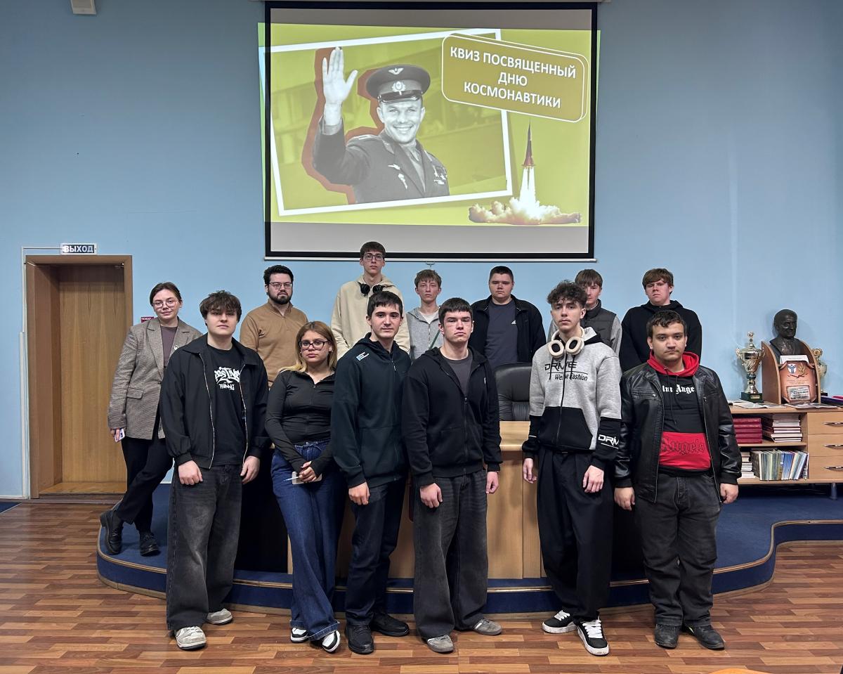 Первокурсники Вавиловского университета прикоснулись к истории космоса Фото 6