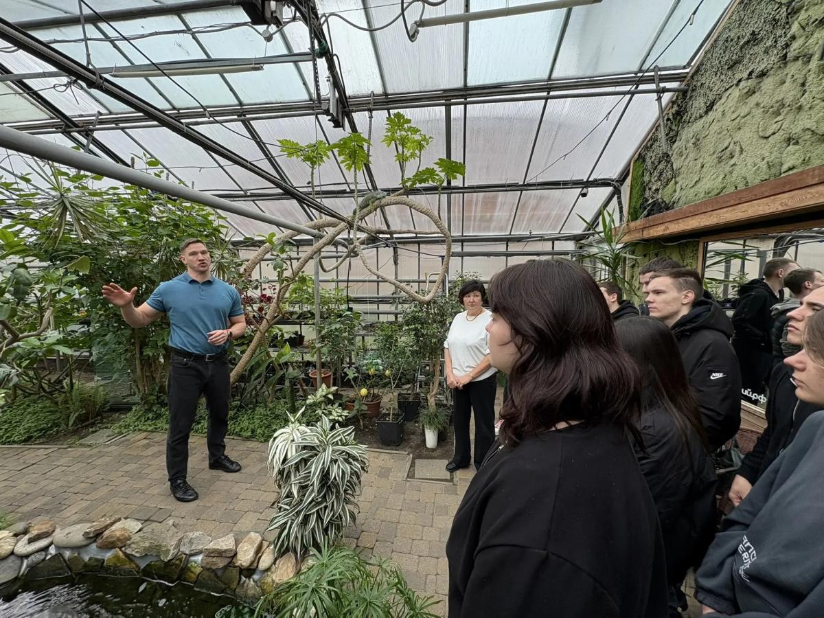 Экскурсия для студентов‑агрономов в Саратовский лимонарий Фото 1