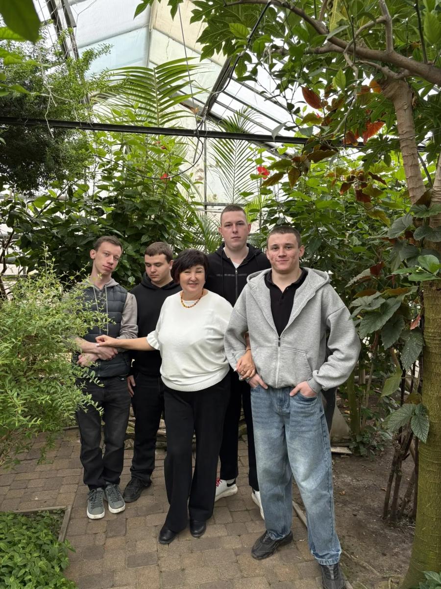 Экскурсия для студентов‑агрономов в Саратовский лимонарий Фото 4