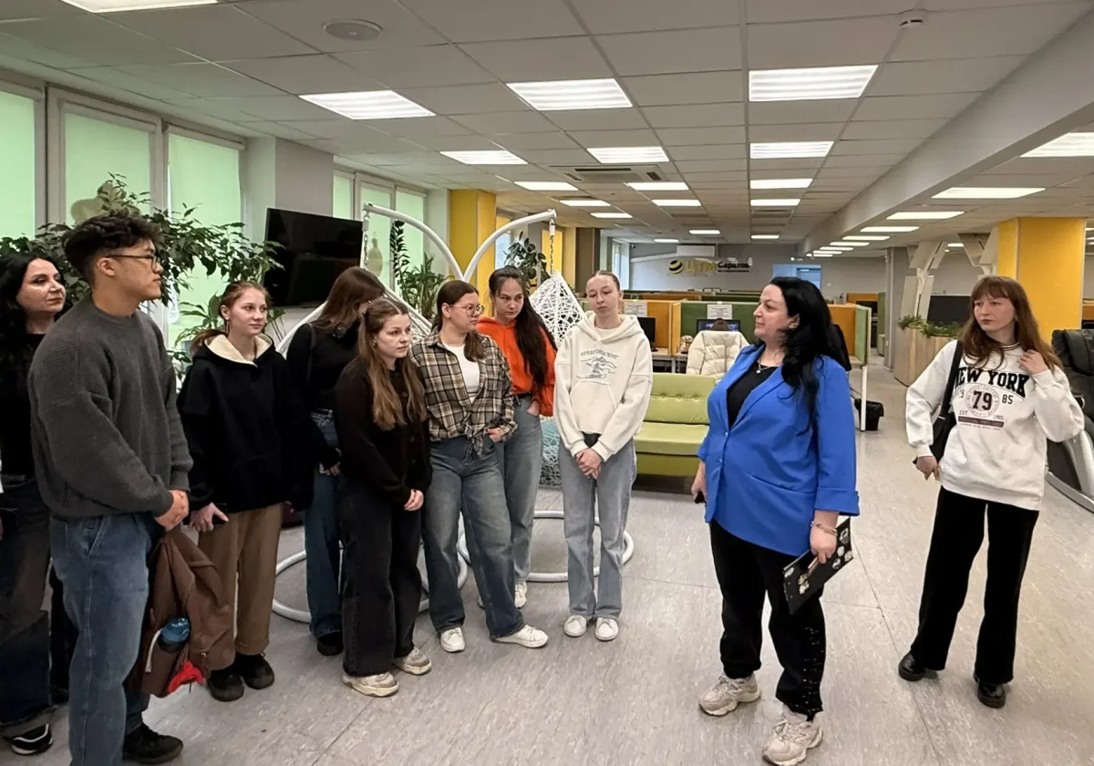 Студенты познакомились с работой контактного центра компании «Билайн» Фото 1