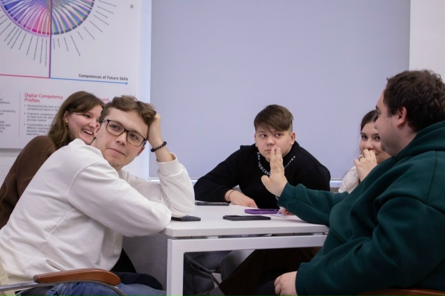 Команда профкома студентов посетила мероприятие в рамках профилактической операции "Чистое поколение - 2026" Фото 2