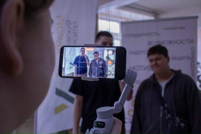 Профком студентов провёл ПРОФдвижение на базе 2 учебного комплекса Фото 2