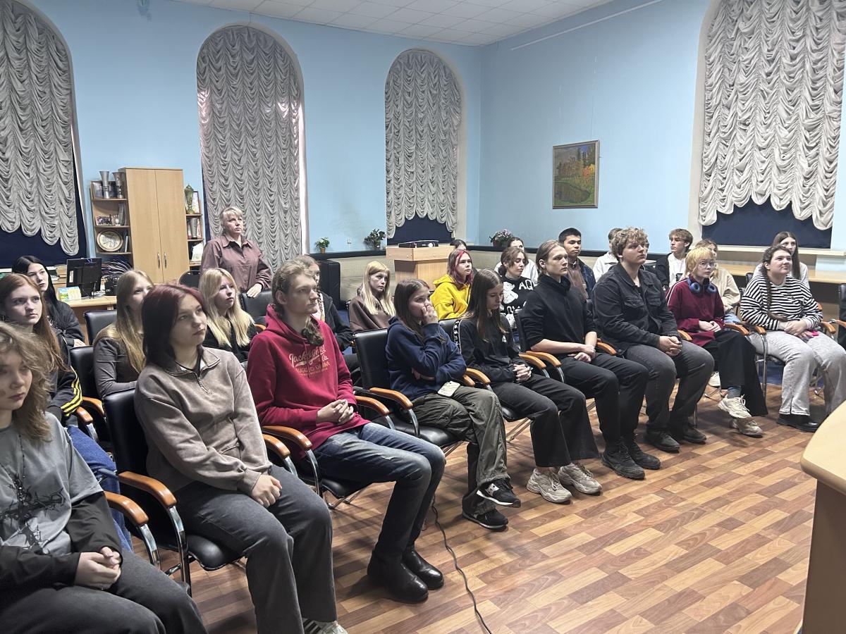 Студенты колледжа совершили путешествие к звездам Фото 2