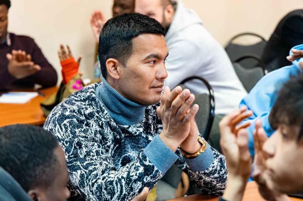 Иностранные слушатели и сотрудники института международных связей приняли участие в фестивале «РКИ в СГУ» Фото 2 Иностранные слушатели и сотрудники института международных связей приняли участие в фестивале «РКИ в СГУ» Фото 2