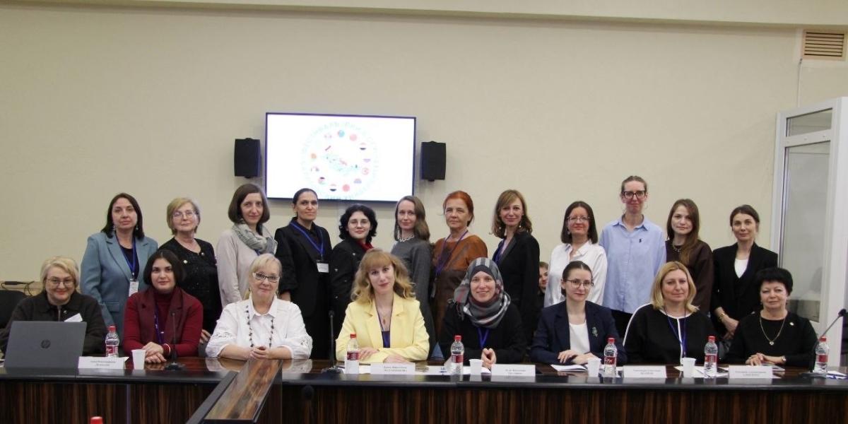 Иностранные слушатели и сотрудники института международных связей приняли участие в фестивале «РКИ в СГУ» Фото 4 Иностранные слушатели и сотрудники института международных связей приняли участие в фестивале «РКИ в СГУ» Фото 4