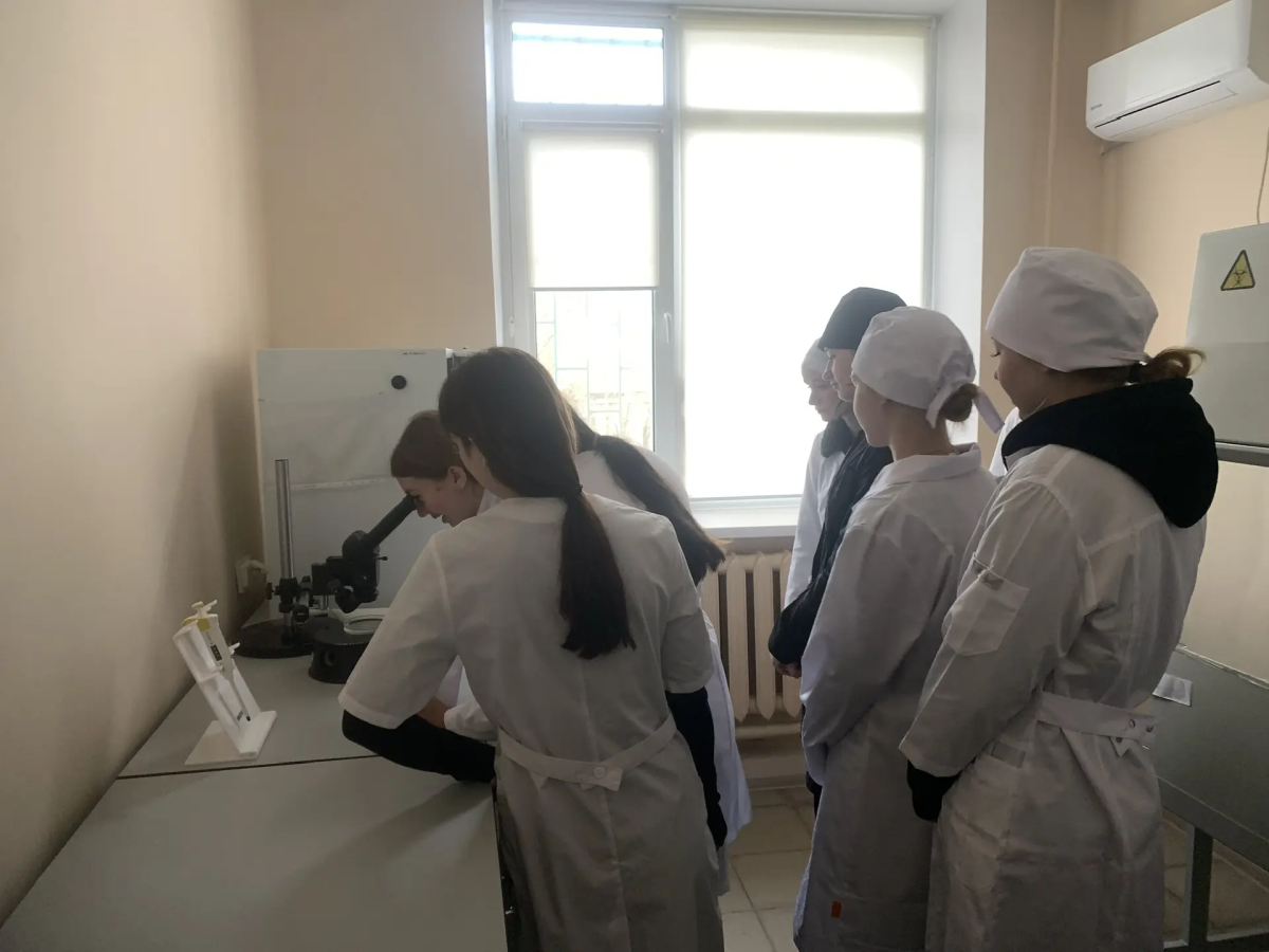 День открытых дверей в ветеринарной лаборатории  ОГУ «Марксовская райСББЖ» Фото 5