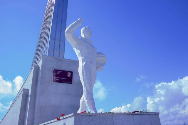 Профком студентов организовал поездку в Парк покорителей космоса им. Ю.А. Гагарина в преддверии Дня космонавтики Фото 2