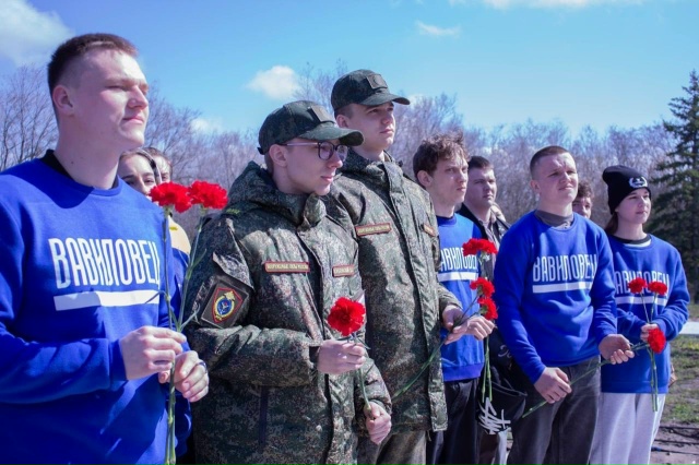 Профком студентов организовал поездку в Парк покорителей космоса им. Ю.А. Гагарина в преддверии Дня космонавтики Фото 3