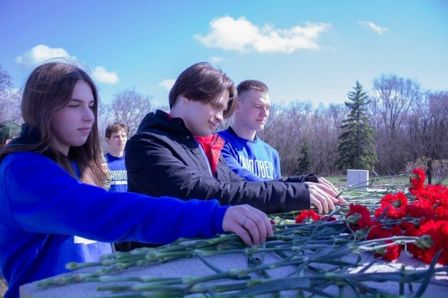 Профком студентов организовал поездку в Парк покорителей космоса им. Ю.А. Гагарина в преддверии Дня космонавтики Фото 6