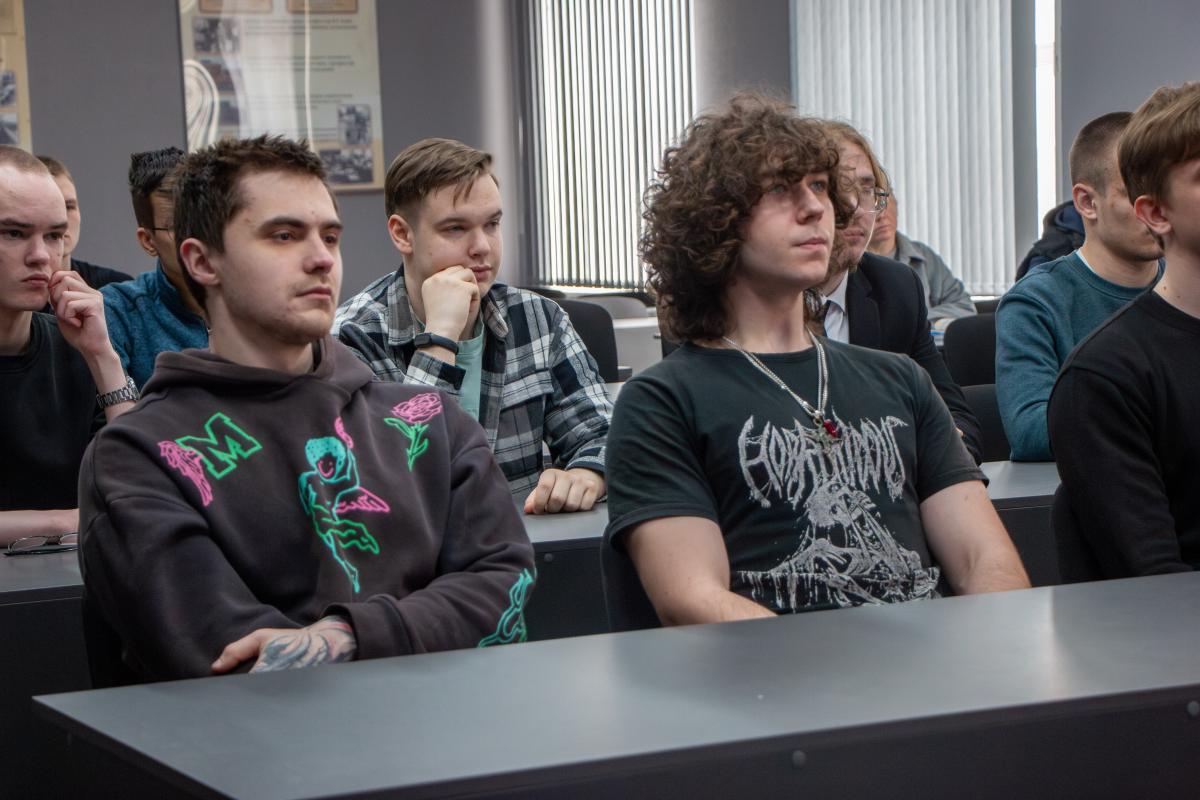 Состоялся открытый диалог-лекторий ко Дню памяти жертв геноцида советского народа в годы ВОВ Фото 2