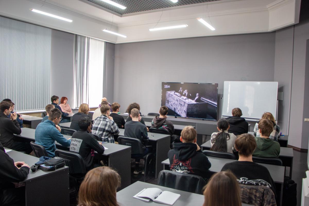 Состоялся открытый диалог-лекторий ко Дню памяти жертв геноцида советского народа в годы ВОВ Фото 5