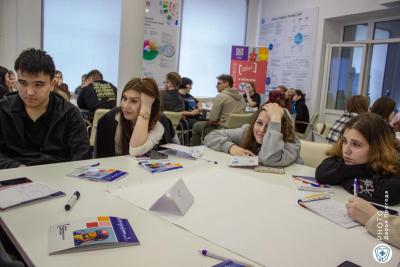 Предпринимательский старт студентов ИВМиФ: тренинг «Start Up-конструктор»