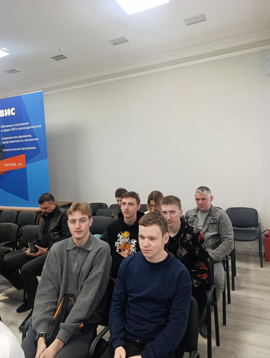 В рамках празднования Всемирного дня охраны труда Государственной инспекцией по труду Саратовской области был проведен  семинар  "Оказание первой помощи". Фото 2