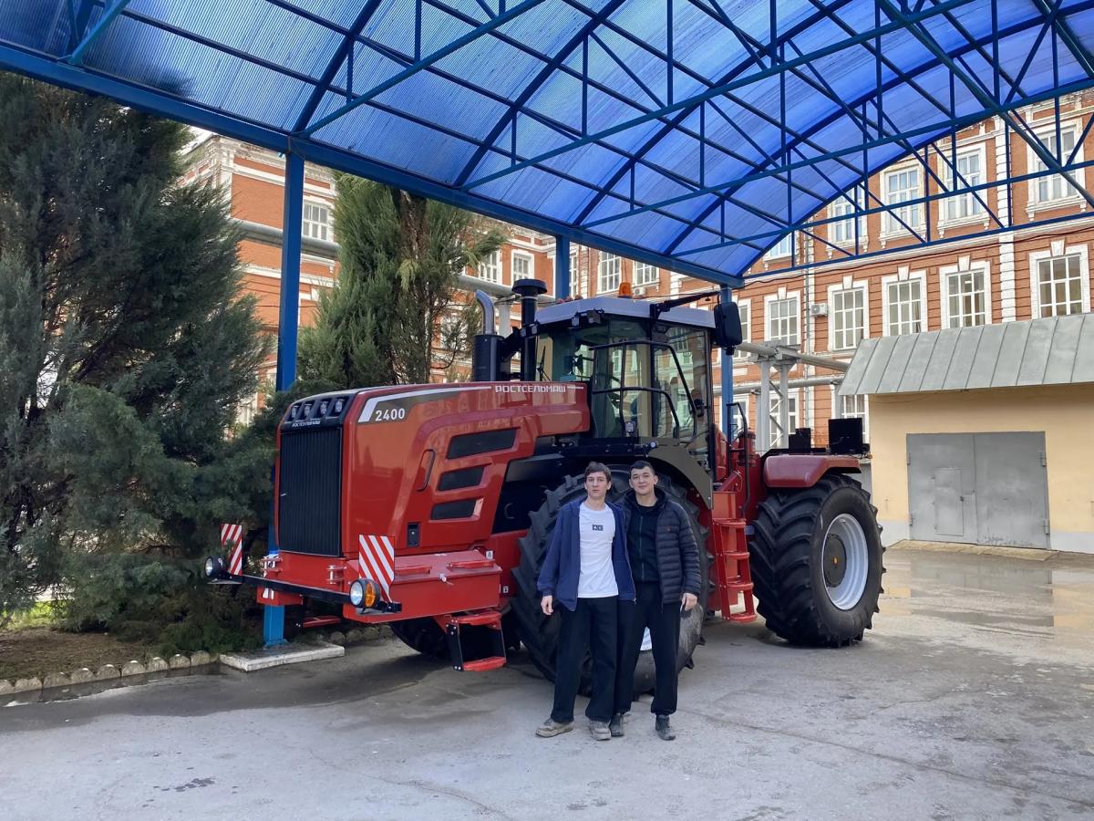 Экскурсия в  центр начальной военной подготовки "Патриот" Фото 3